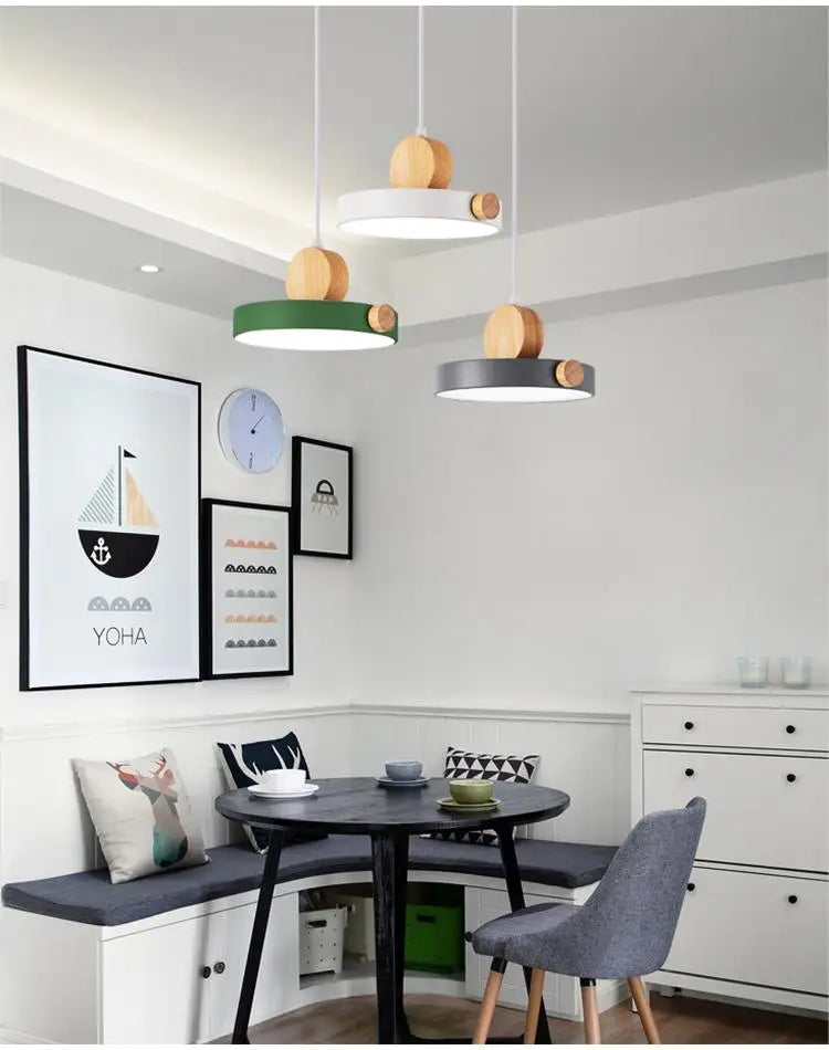 Household appliances chandelier modern LED chandelier three-tone lighting