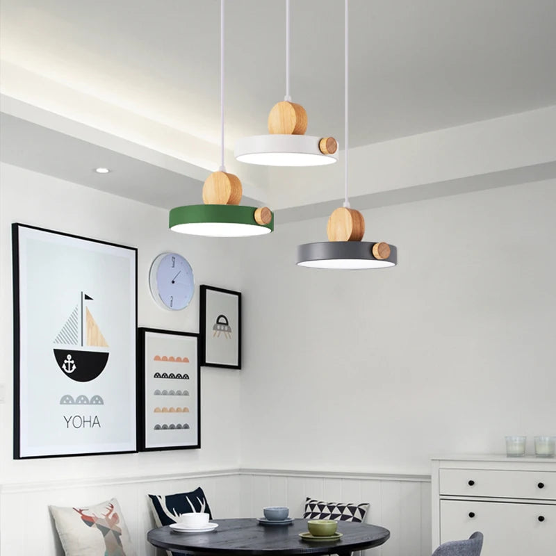 Household appliances chandelier modern LED chandelier three-tone lighting