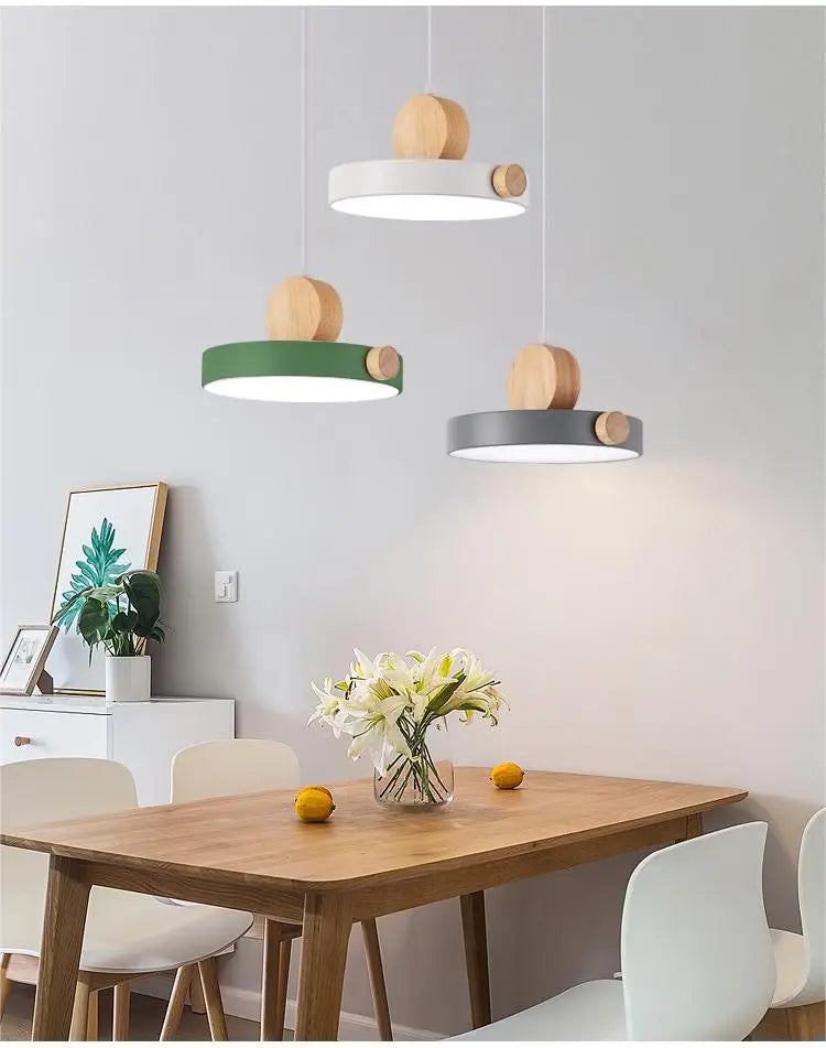 Household appliances chandelier modern LED chandelier three-tone lighting